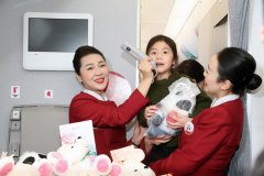 值守正在平易近航春运的第一线